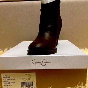 Brand New, Never Worn Brown Jessica Simpson ankle boots